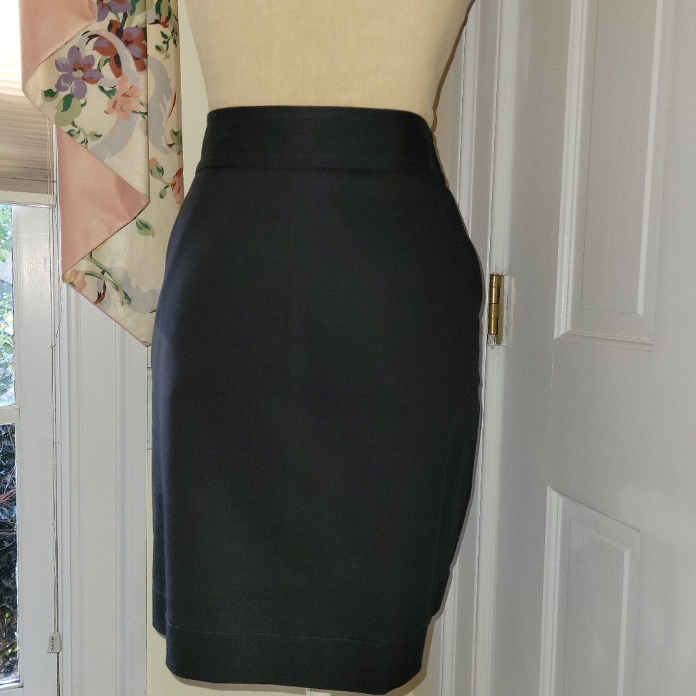 NWT Banana Republic black pencil skirt